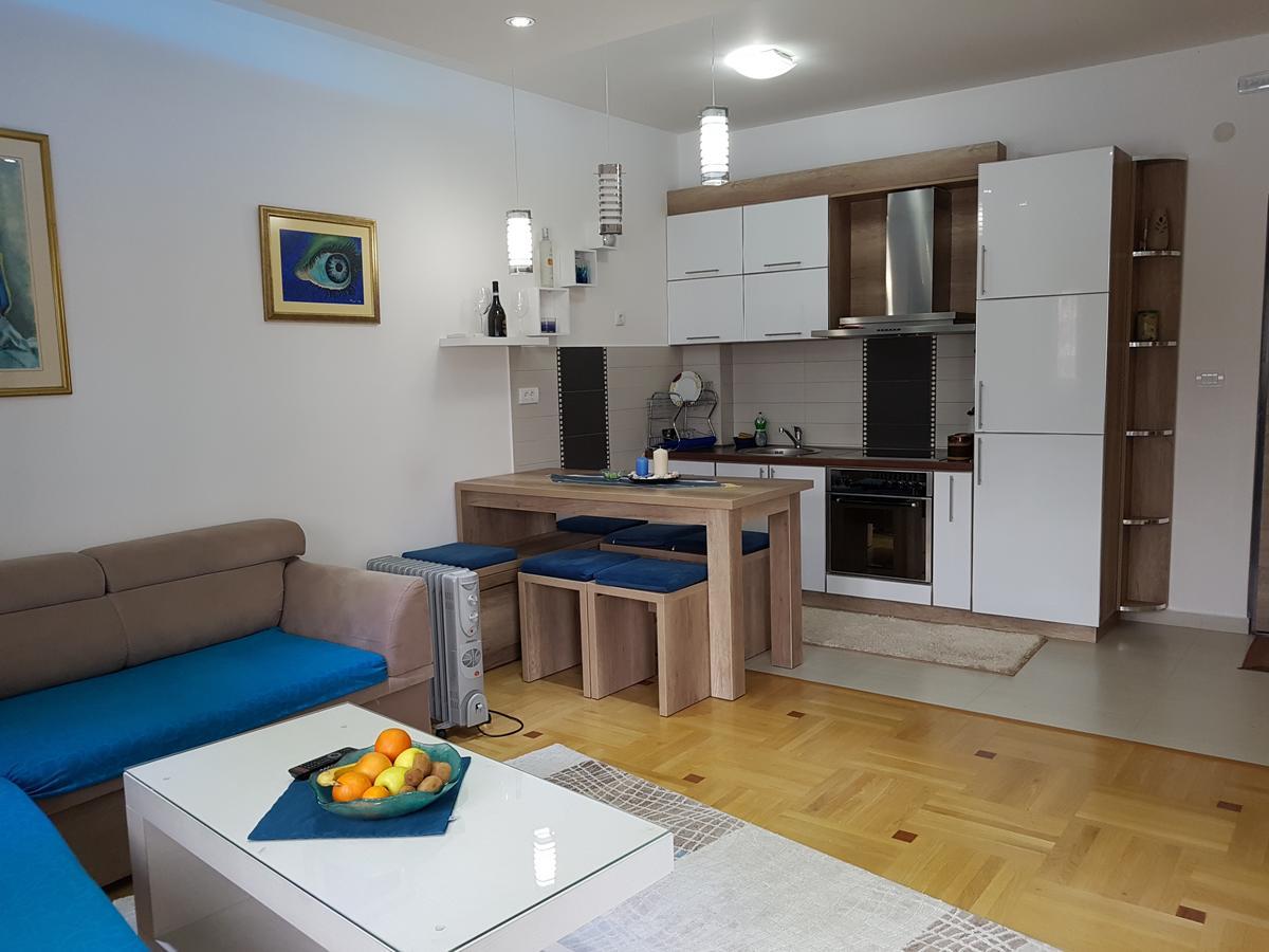 Apartman Dajana Ulcinj Exteriér fotografie