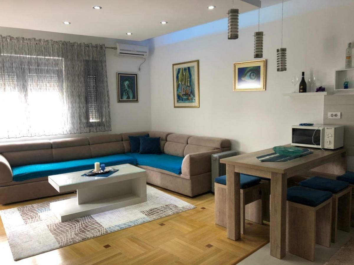 Apartman Dajana Ulcinj Exteriér fotografie